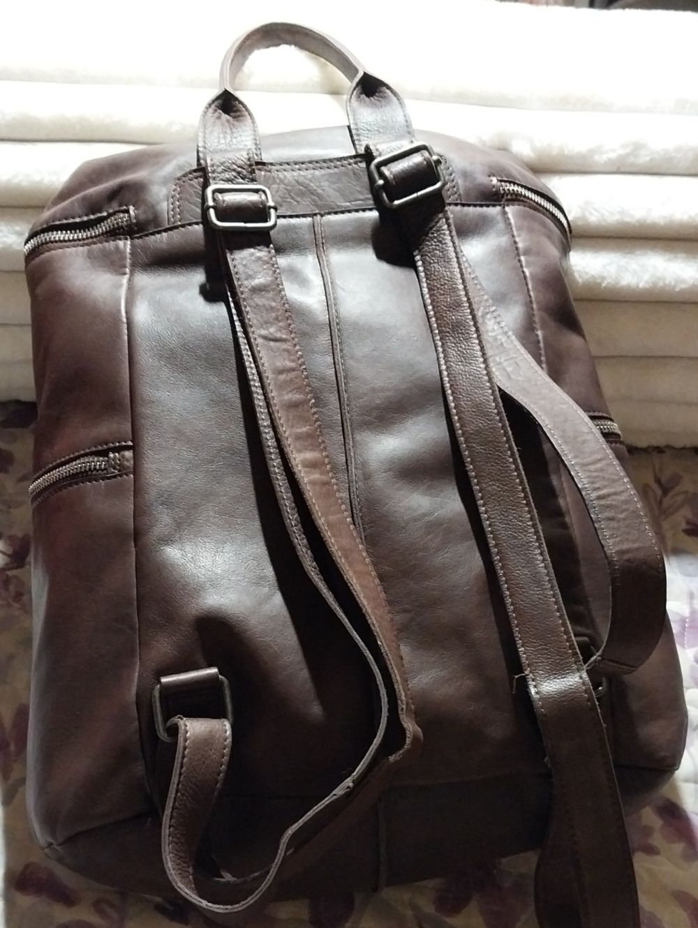 VILENCA HOLLAND BACKPACK Distressed Leather - Picture 4 of 12